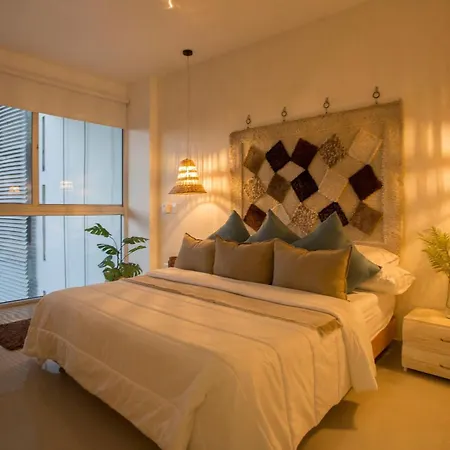 Apartamento Frente Al Mar Con Acceso Directo A La Playa Morros Ultra *