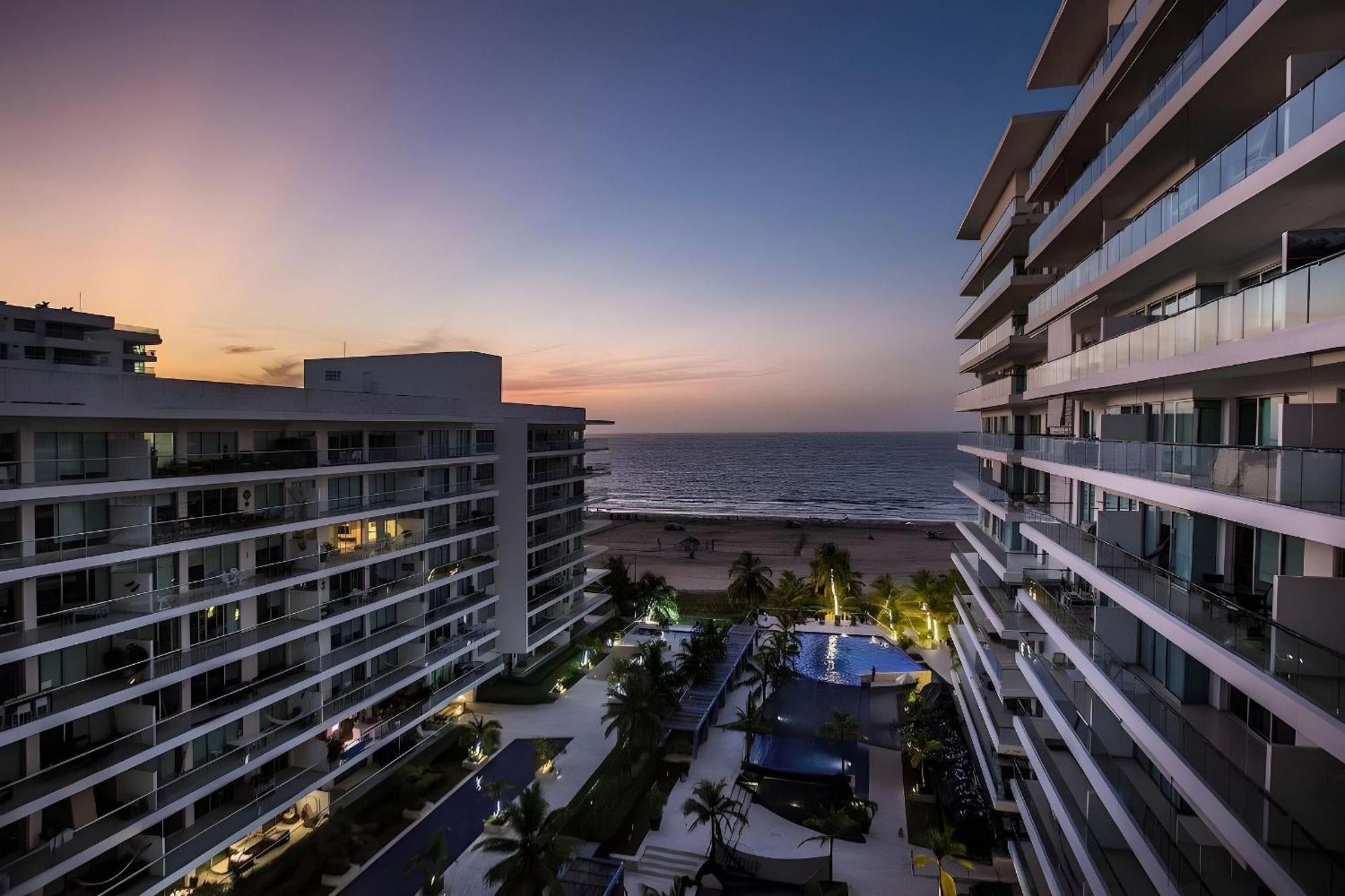 Frente Al Mar Con Acceso Directo A La Playa Morros Ultra Apartamento Cartagena
